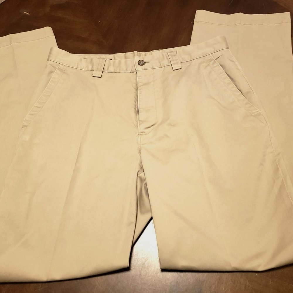 Perry Ellis flat front Khaki 32/32